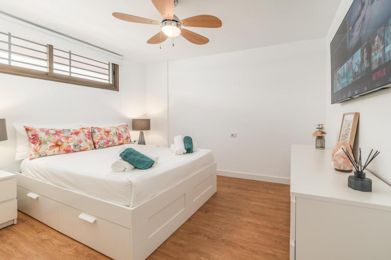 לוס כריסטיאנוס Summerland Luxury Apartment Ln Los Cristianos מראה חיצוני תמונה